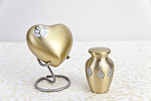Hand made Classic Heart Keepsake brass Urn - Code - UH3.5S