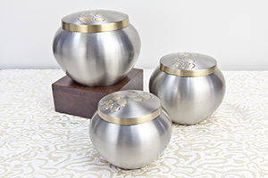 Hand made Odyssey brass Urn - Code - UO - 03,04,05 (SG)